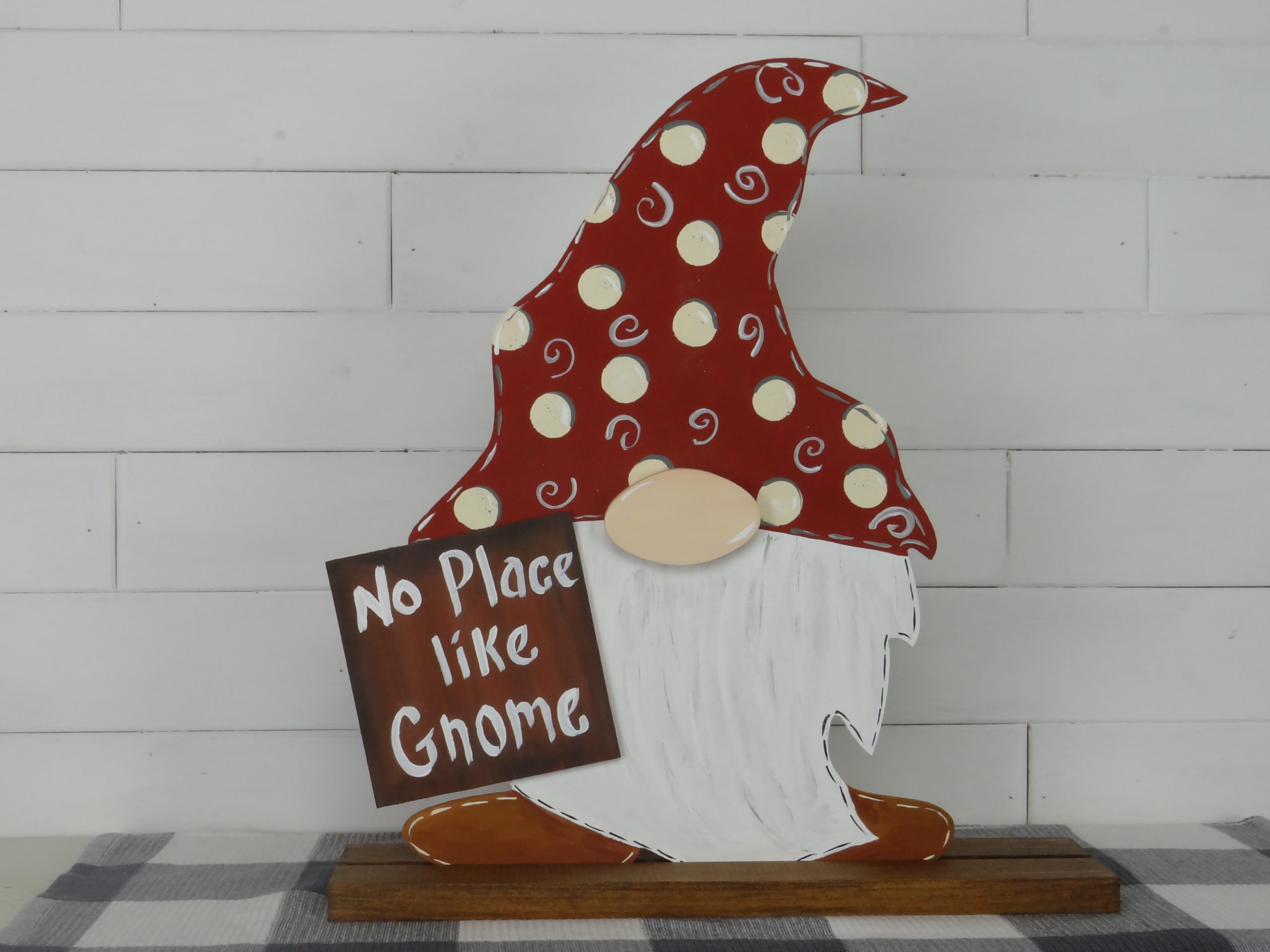 Wooden Smiggles Gnome with Sign - Craft Dealz