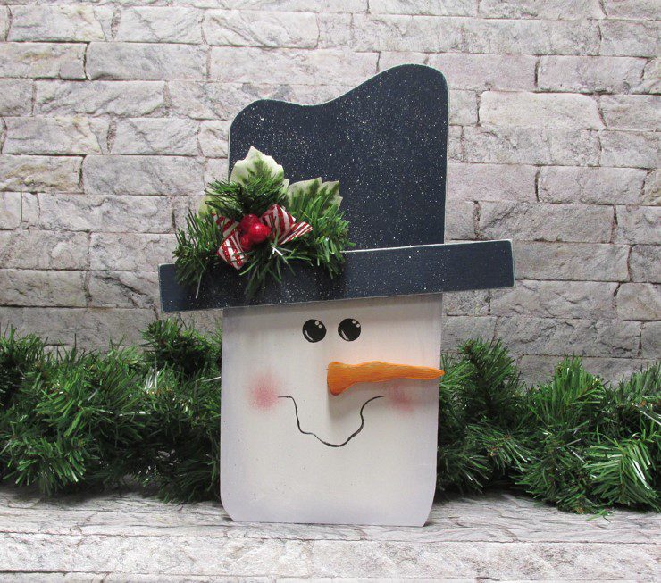 Wood Sitting Snowman with Hat - Craft Dealz