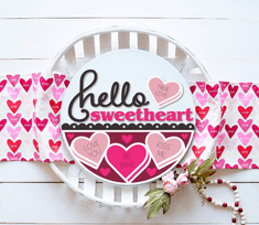 Painted version of wooden sign kit saying Hello Sweatheart.