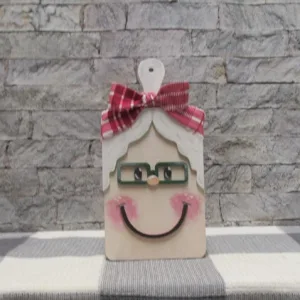Mini Cutting Board Mrs. Claus Craft Kit